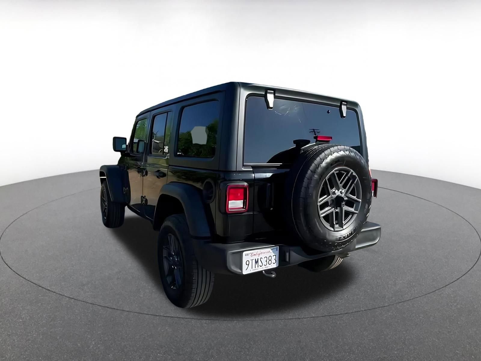 Thumbnail: 2025 Jeep Wrangler - 12