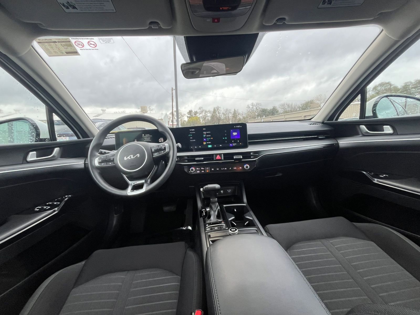 Thumbnail: 2025 Kia K5 - 32