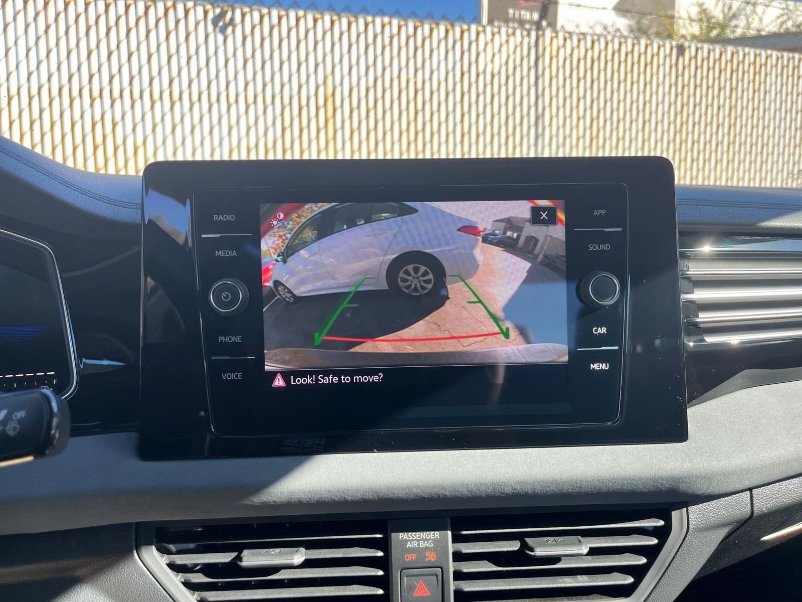 Thumbnail: 2025 Volkswagen Jetta - 17