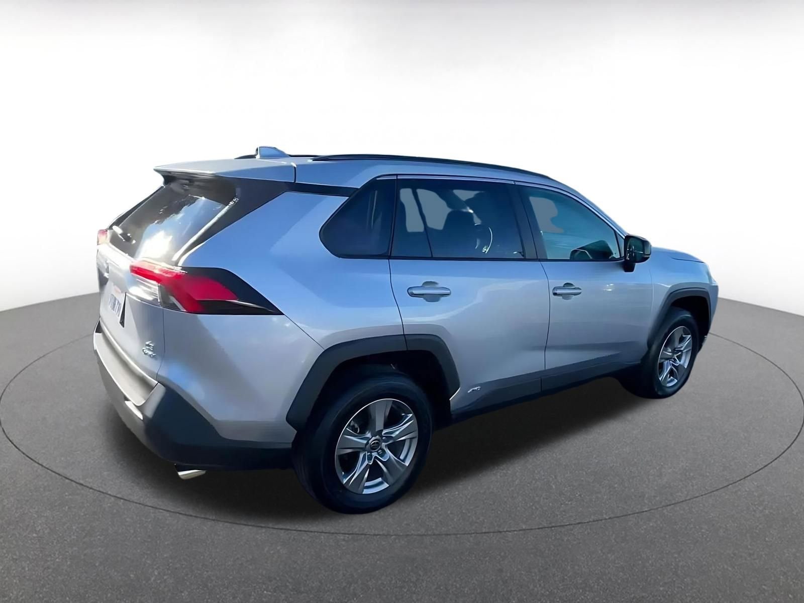 Thumbnail: 2025 Toyota RAV4 - 15