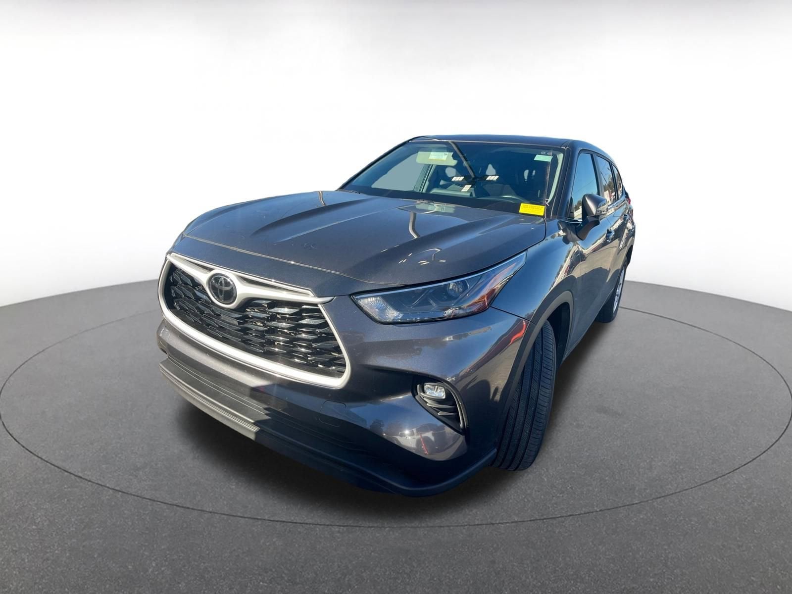 Thumbnail: 2025 Toyota Highlander - 4