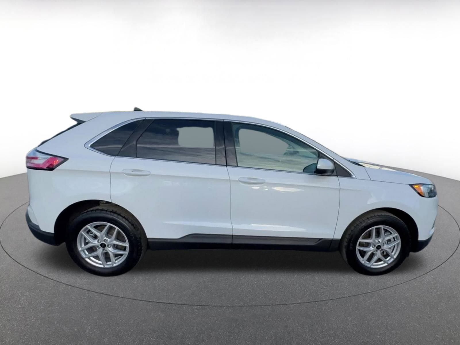 Thumbnail: 2024 Ford Edge - 16
