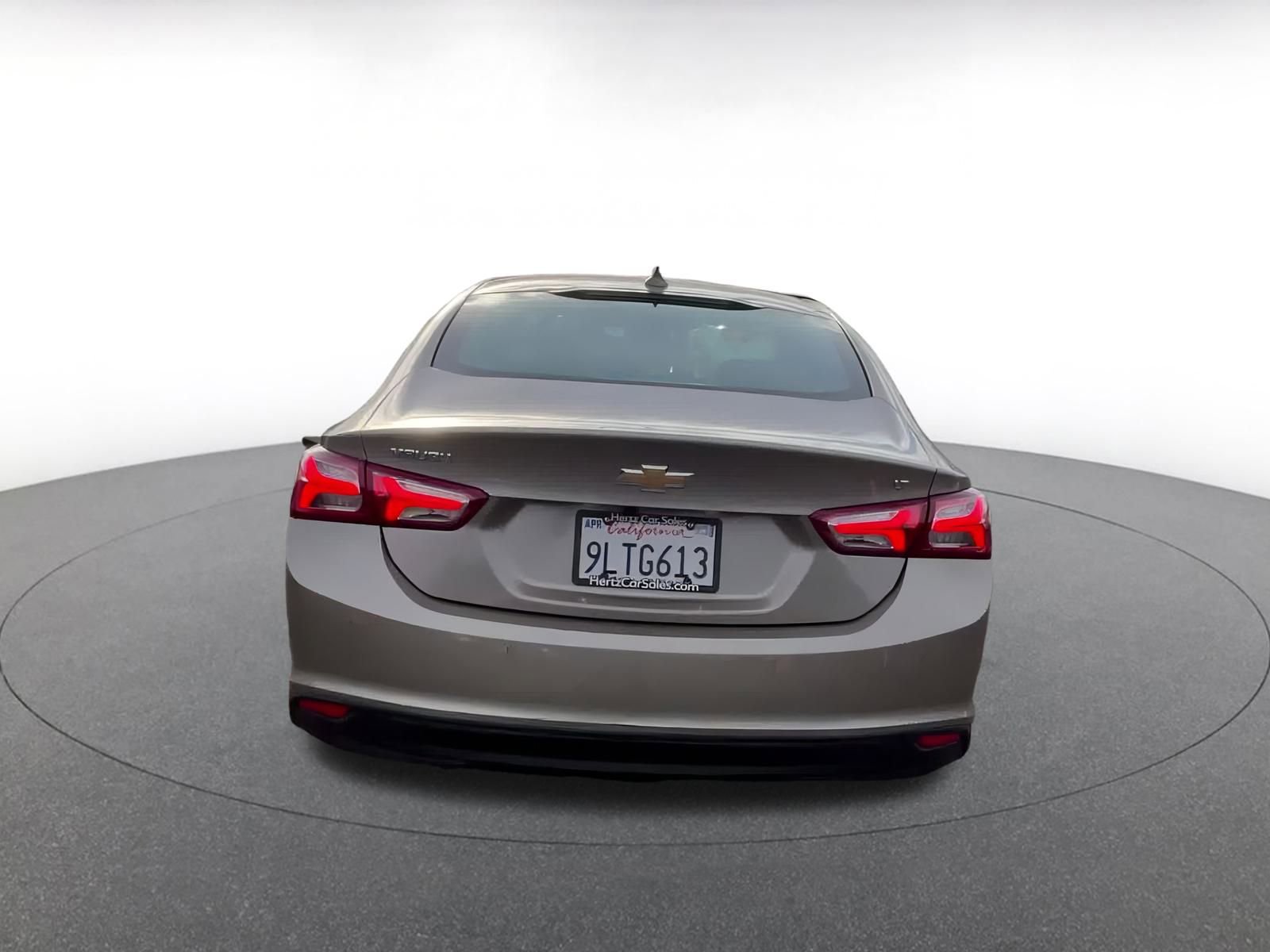 Thumbnail: 2024 Chevrolet Malibu - 12