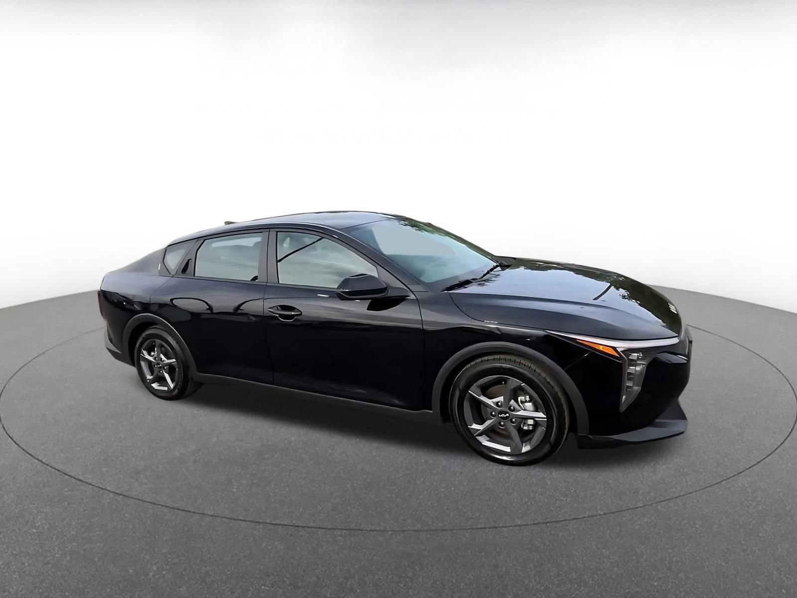 Thumbnail: 2025 Kia K4 - 2