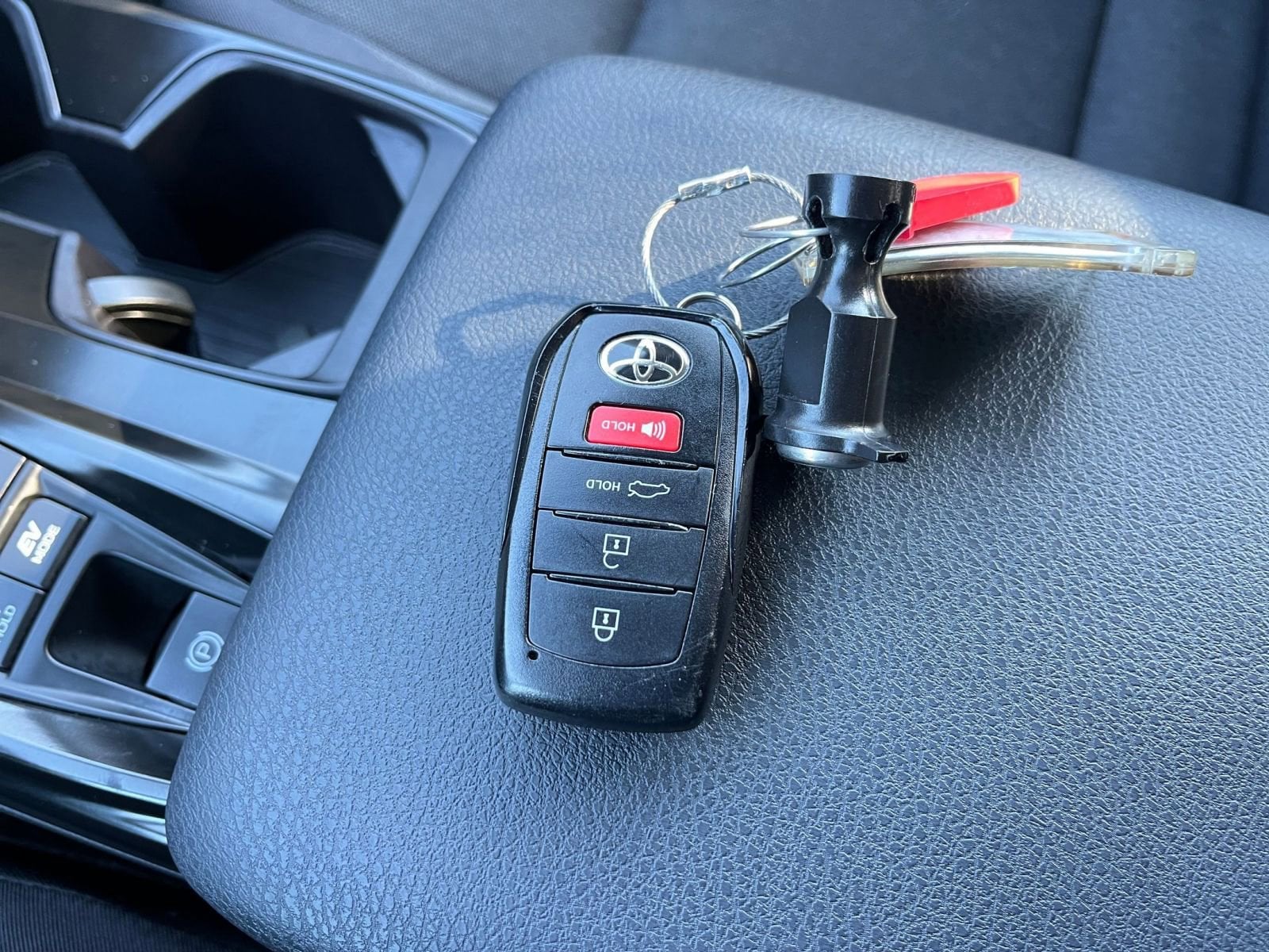 Thumbnail: 2025 Toyota Camry - 22