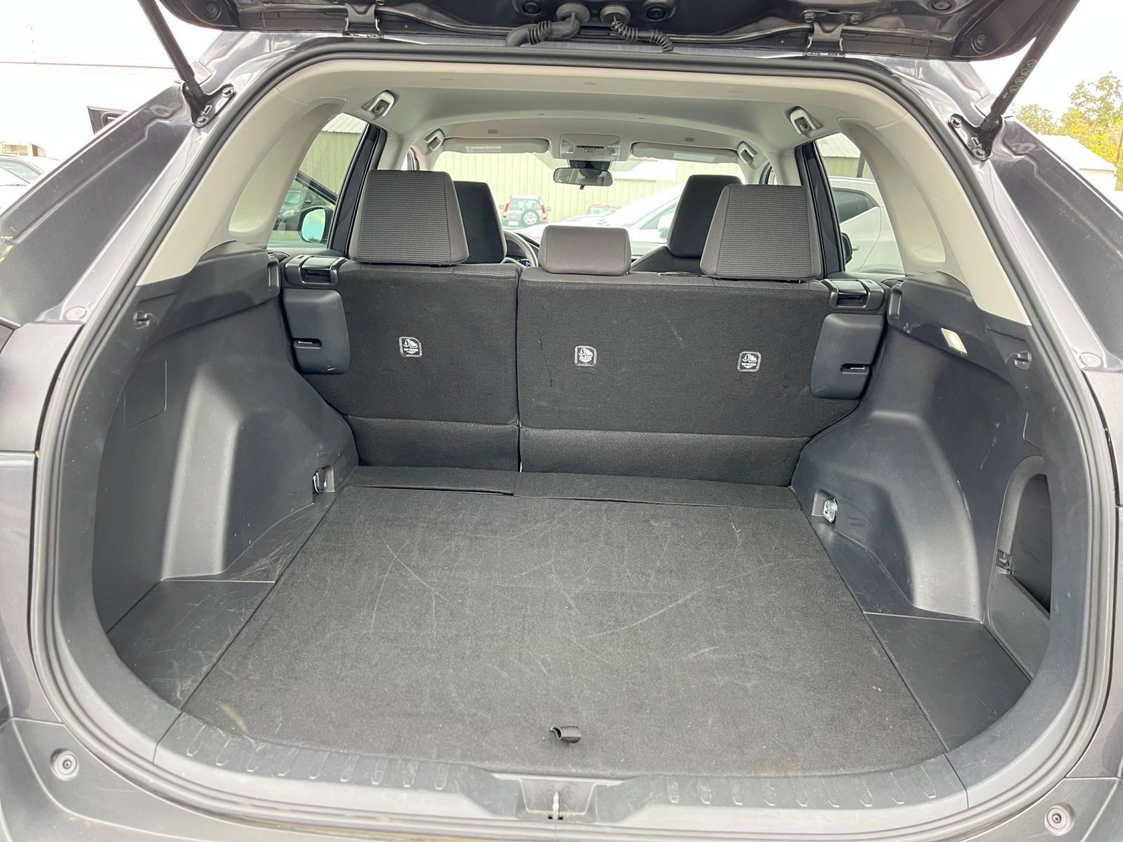 Thumbnail: 2025 Toyota RAV4 - 30