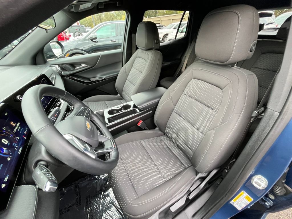 Thumbnail: 2025 Chevrolet Equinox - 21