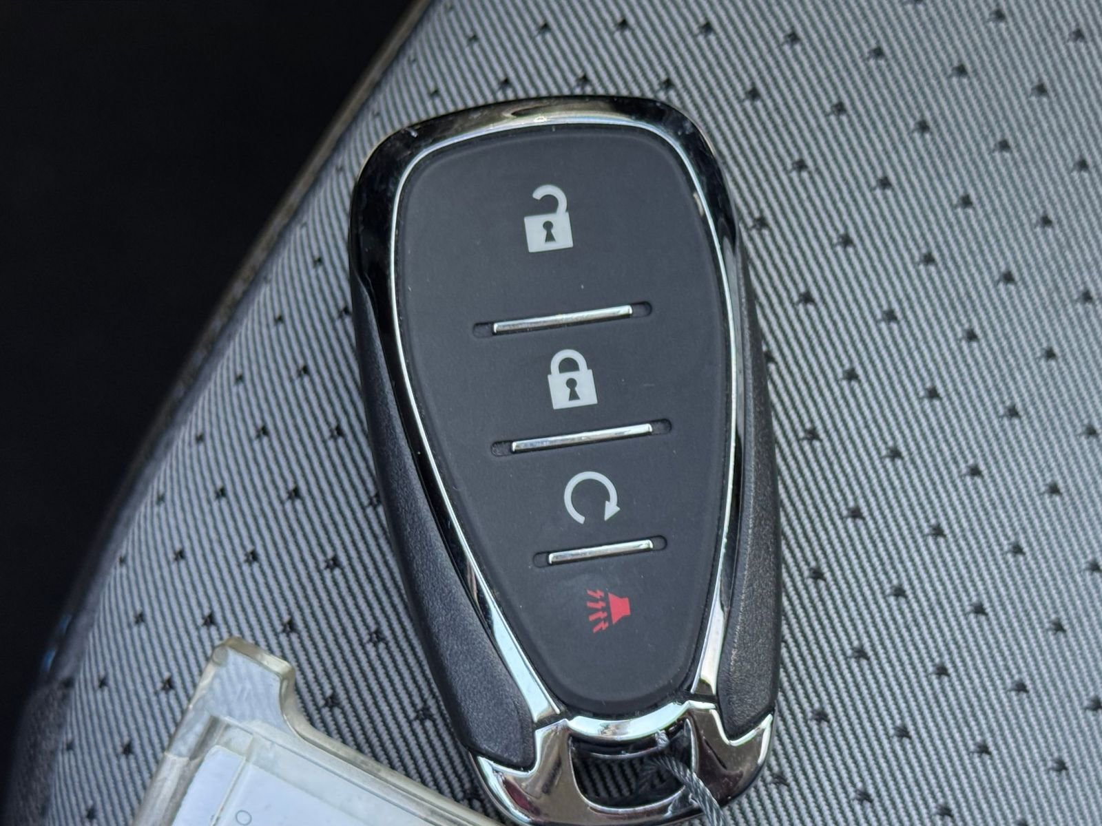 Thumbnail: 2025 Chevrolet Trax - 23