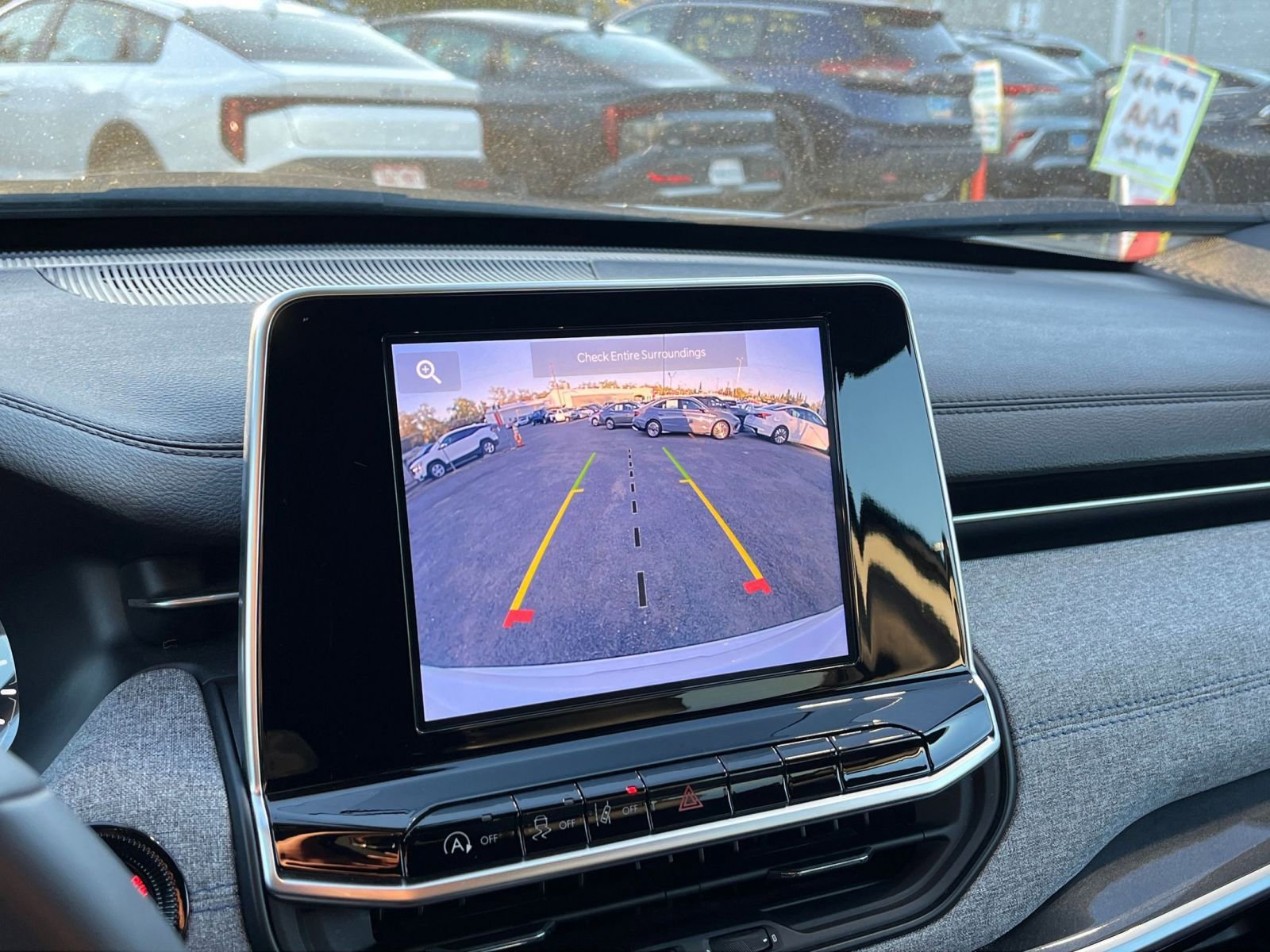 Thumbnail: 2025 Jeep Compass - 23