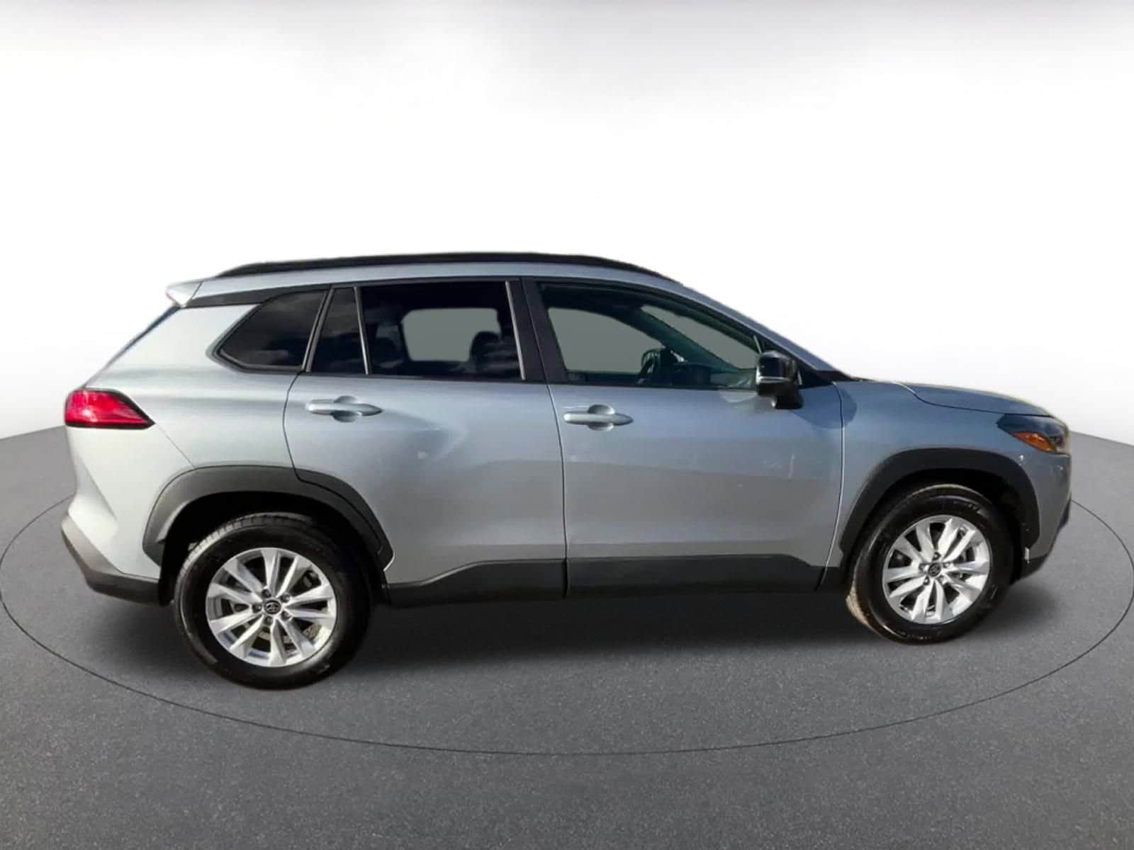 Thumbnail: 2025 Toyota Corolla Cross - 16