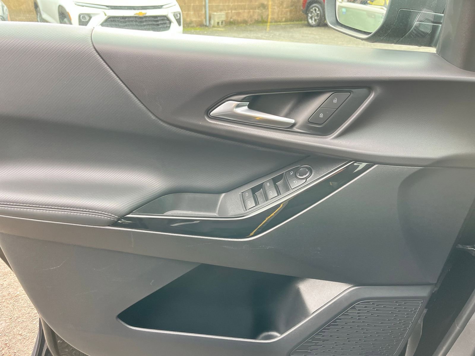 Thumbnail: 2025 Chevrolet Equinox - 20