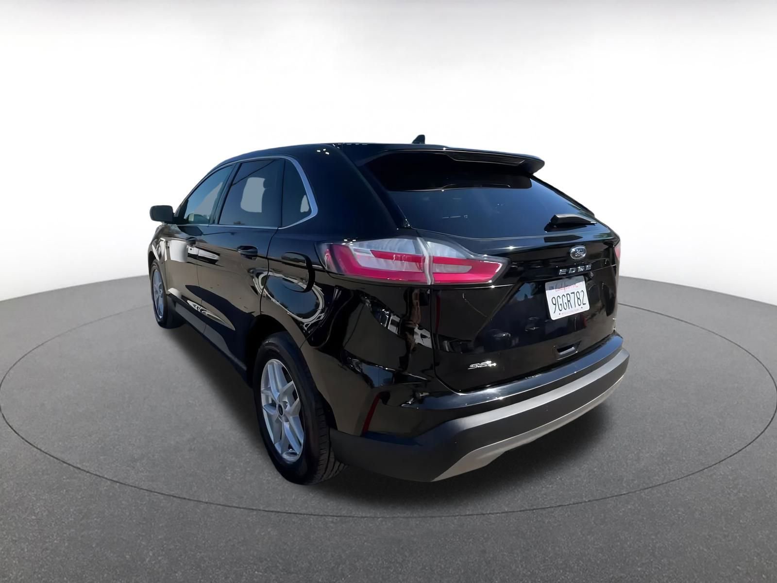 Thumbnail: 2023 Ford Edge - 11
