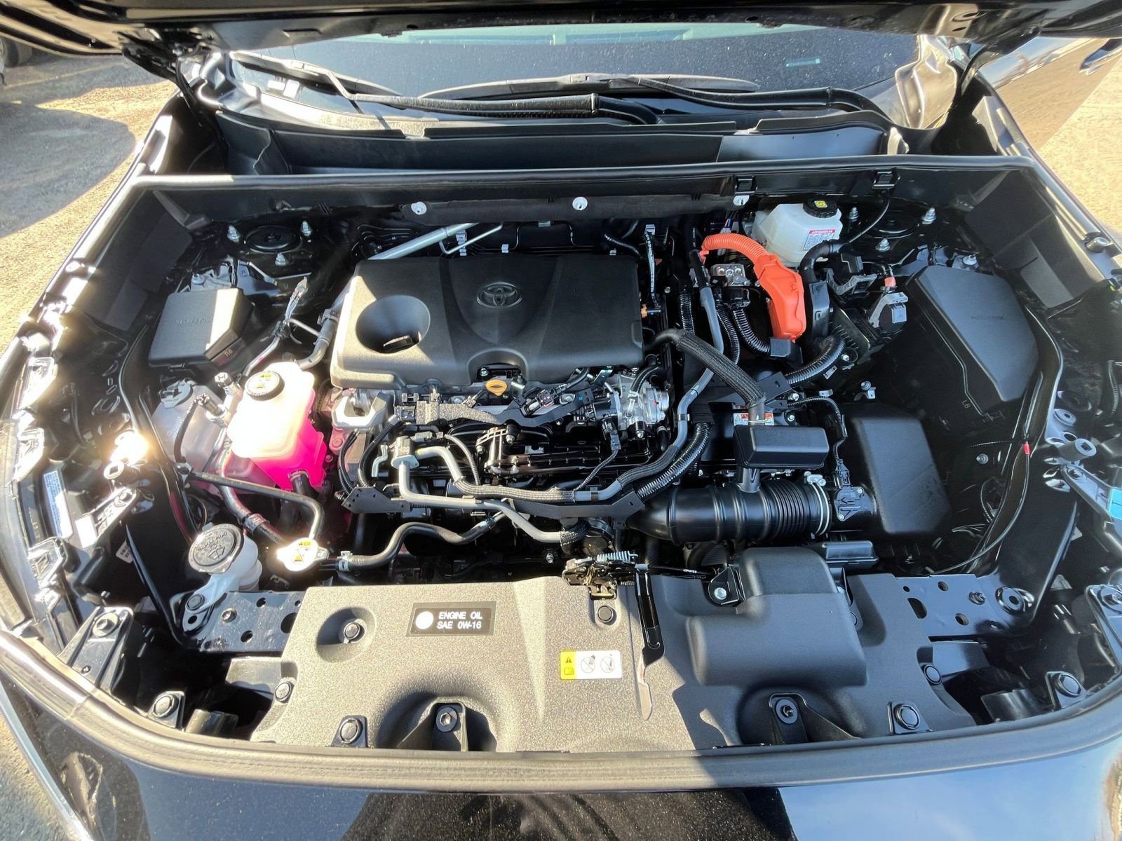 Thumbnail: 2025 Toyota RAV4 - 31