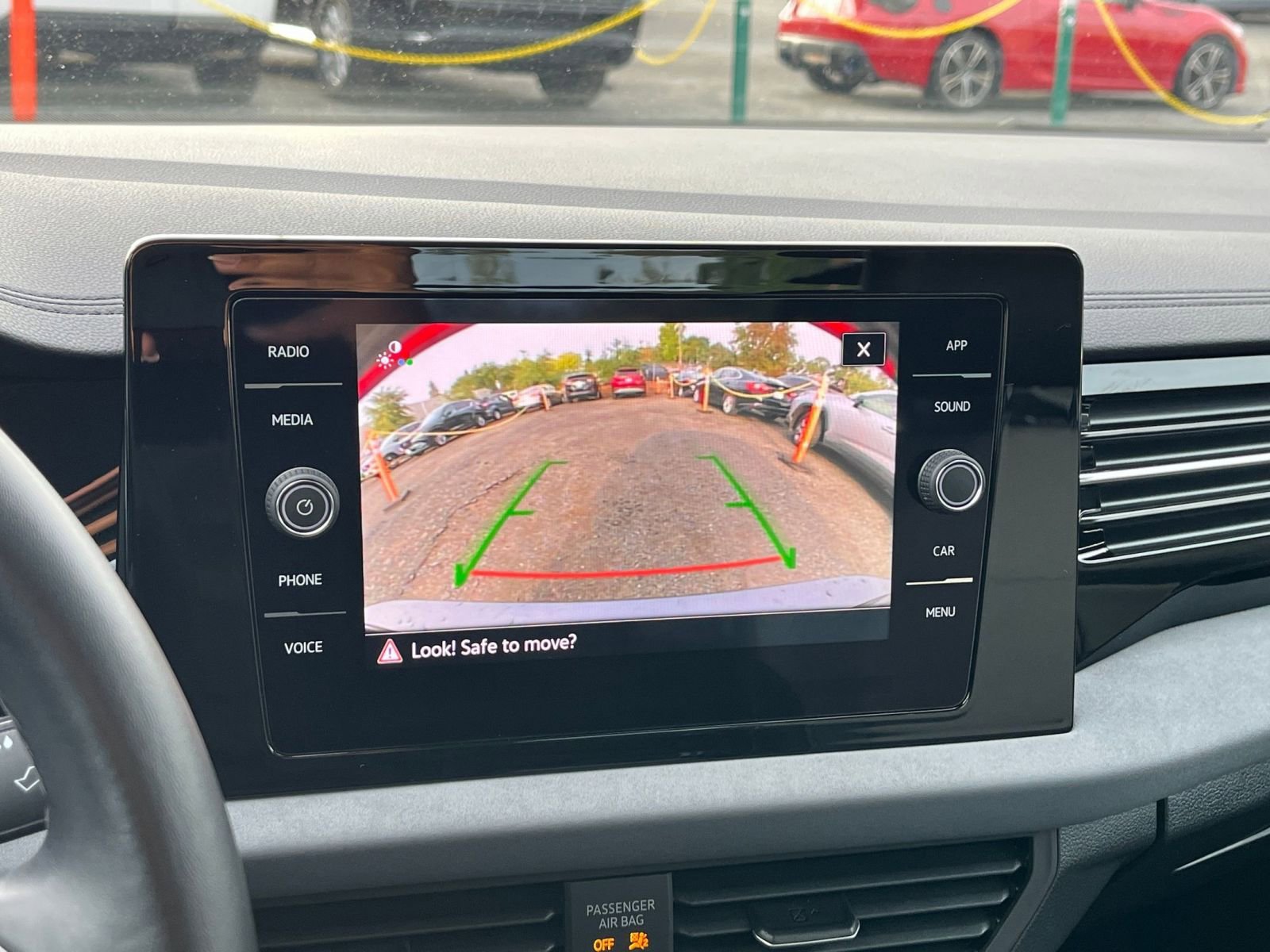 Thumbnail: 2025 Volkswagen Jetta - 17