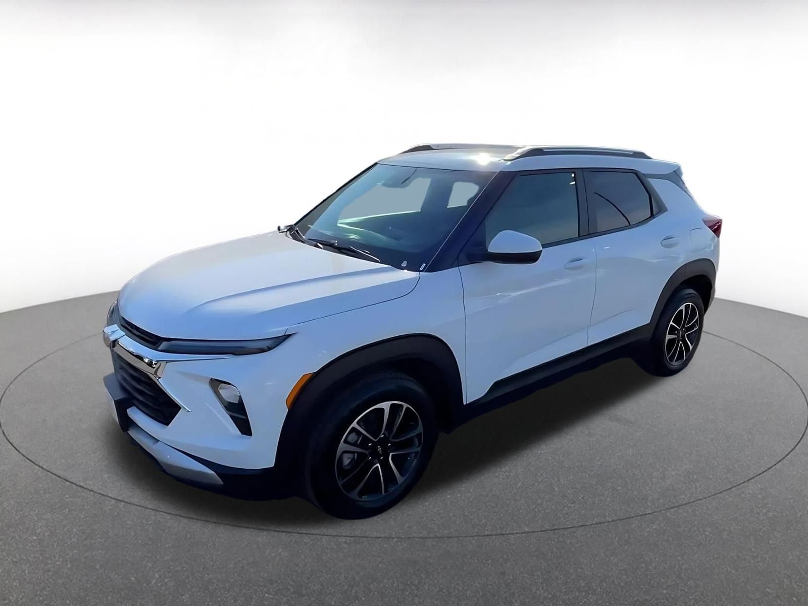 Thumbnail: 2025 Chevrolet TrailBlazer - 8