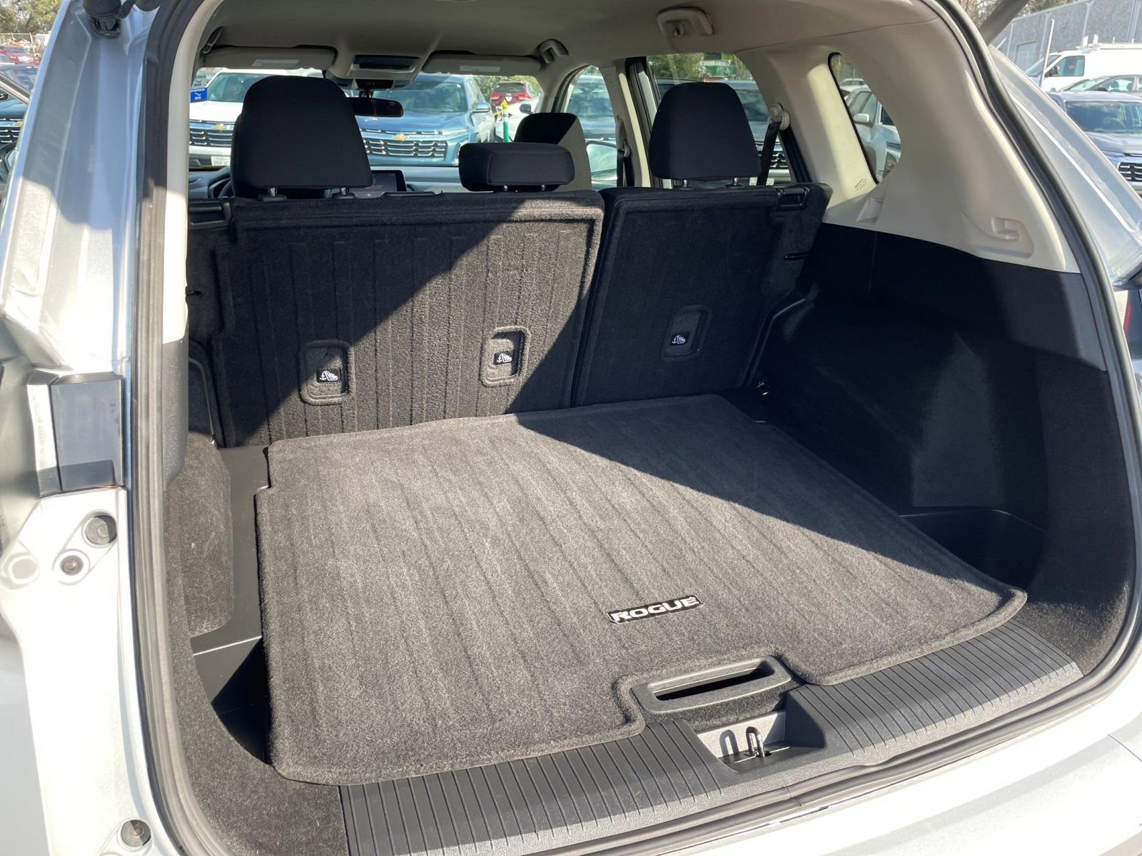 Thumbnail: 2025 Nissan Rogue - 33