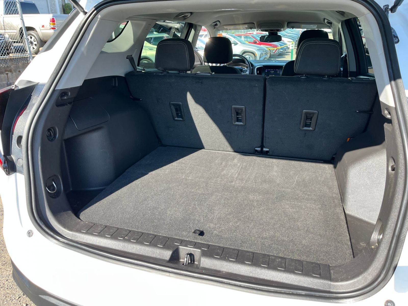 Thumbnail: 2024 GMC Terrain - 35