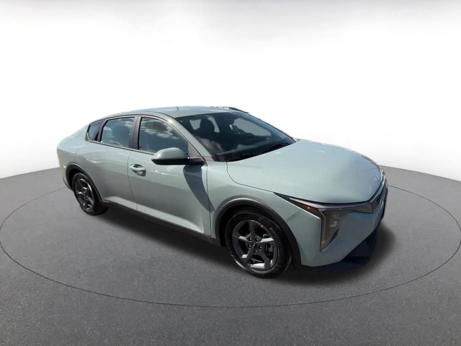 Thumbnail: 2025 Kia K4 - 2