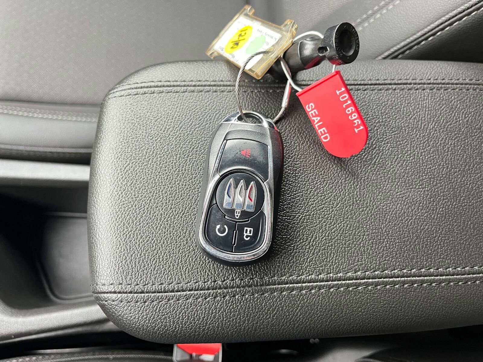 Thumbnail: 2025 Buick Encore GX - 22