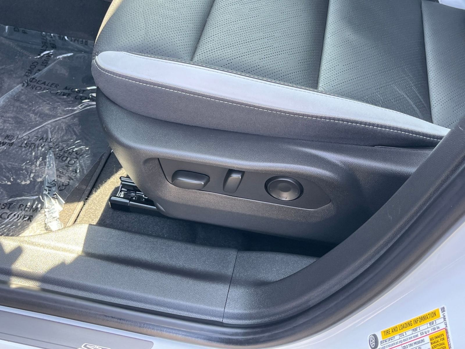 Thumbnail: 2024 Buick Envision - 23