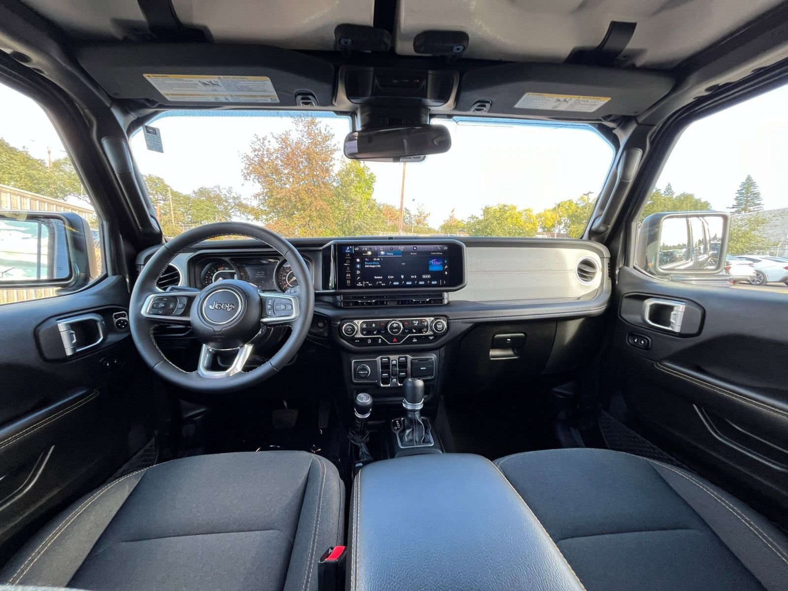 Thumbnail: 2025 Jeep Wrangler - 32