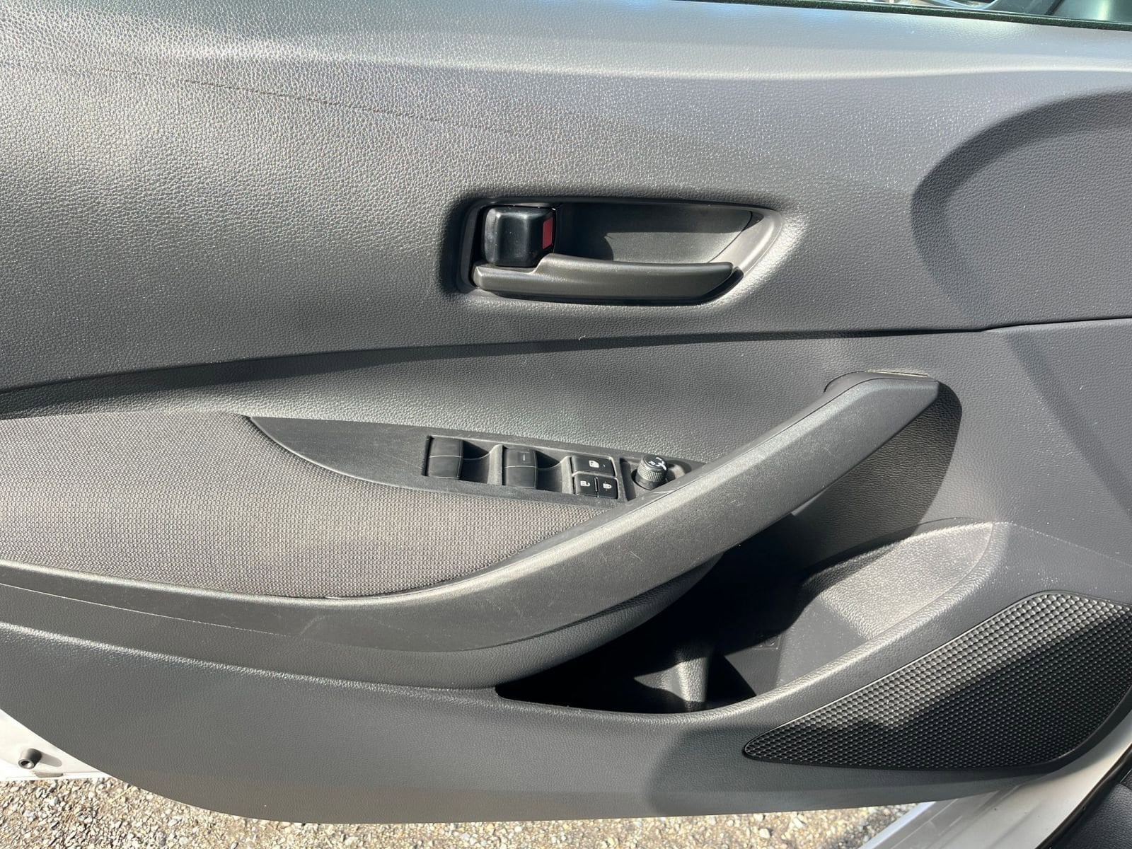 Thumbnail: 2025 Toyota Corolla - 20