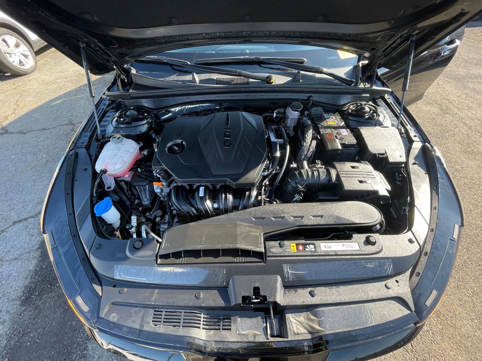 Thumbnail: 2021 Toyota Camry - 31