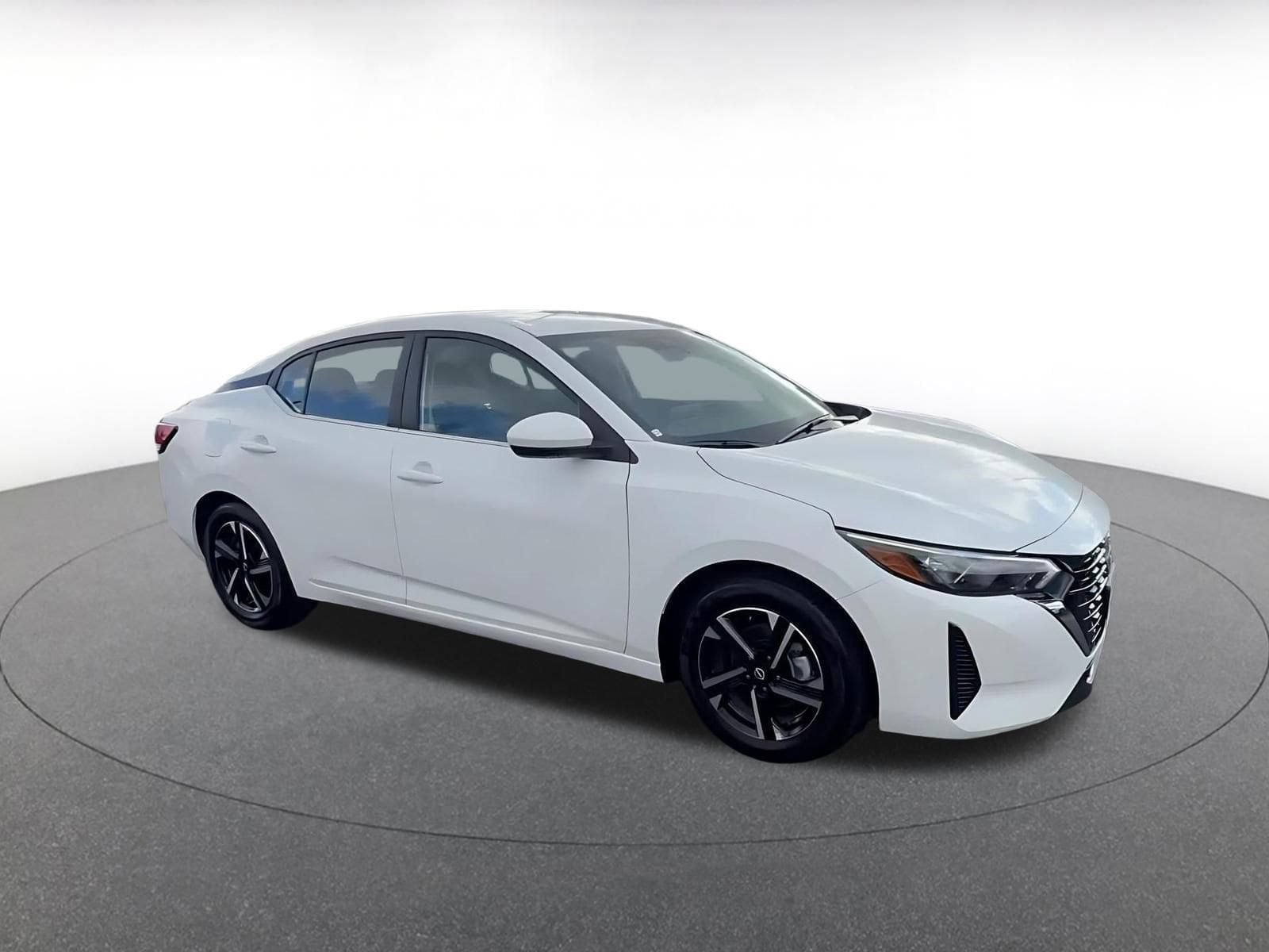 Thumbnail: 2025 Nissan Sentra - 2