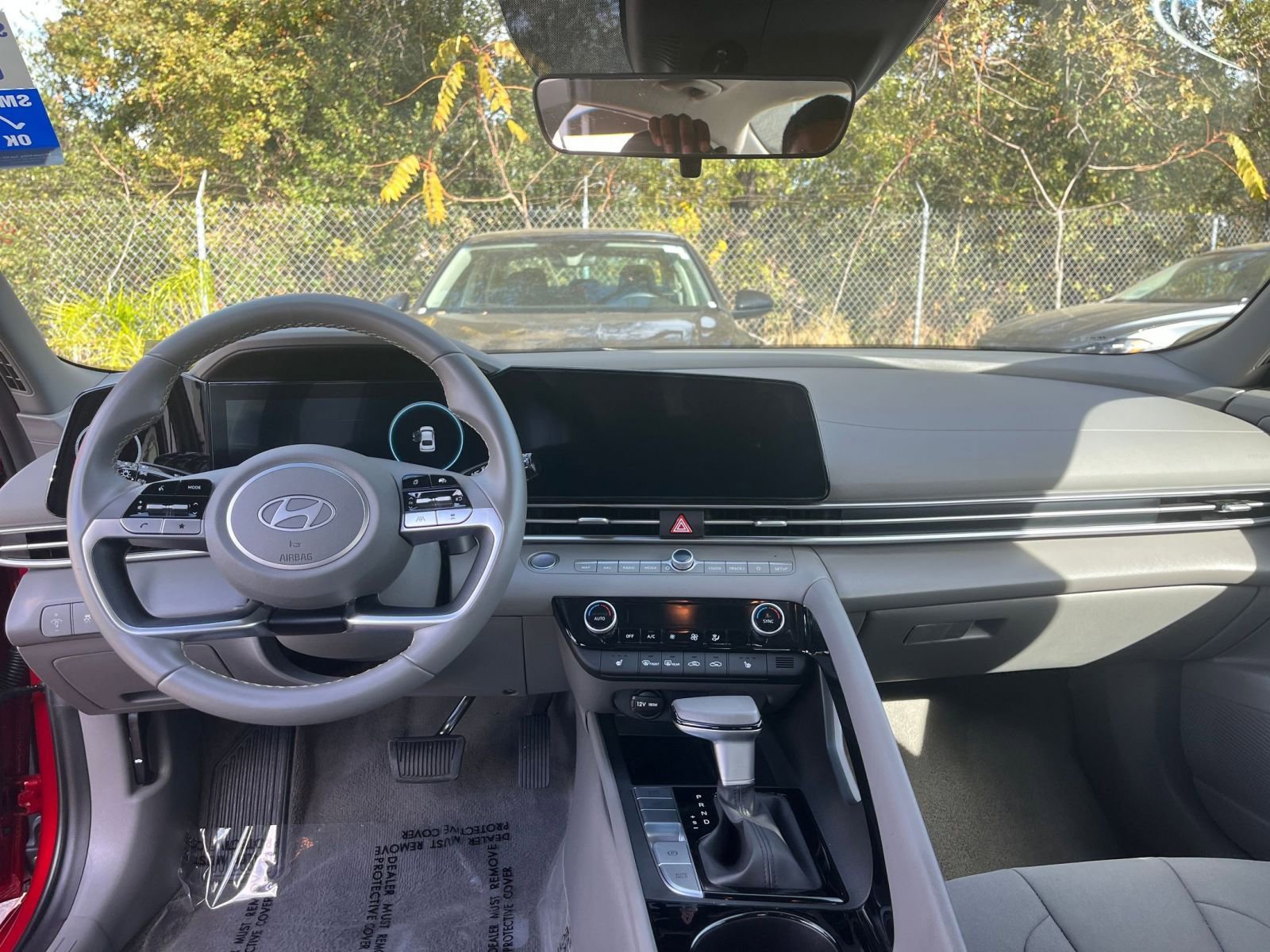 Thumbnail: 2025 Hyundai Elantra - 31