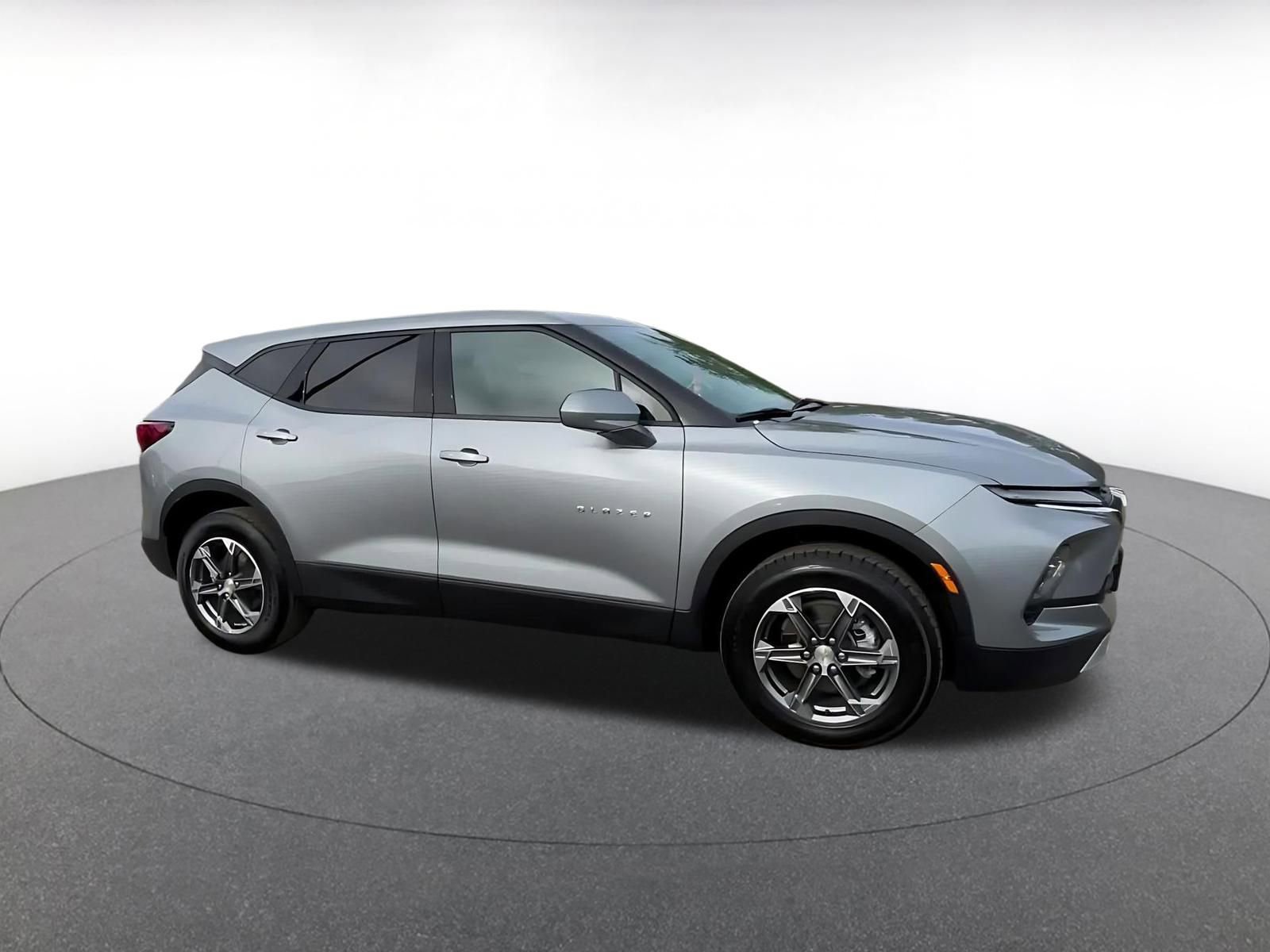 Thumbnail: 2025 Chevrolet Blazer - 2