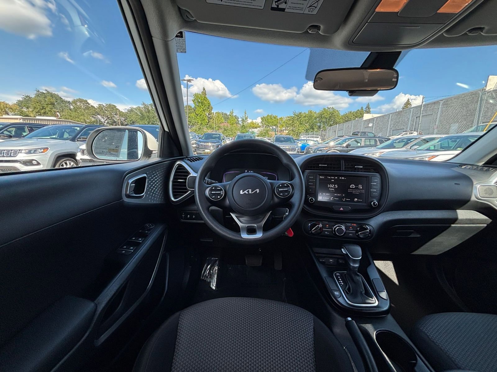 Thumbnail: 2025 Kia Soul - 32