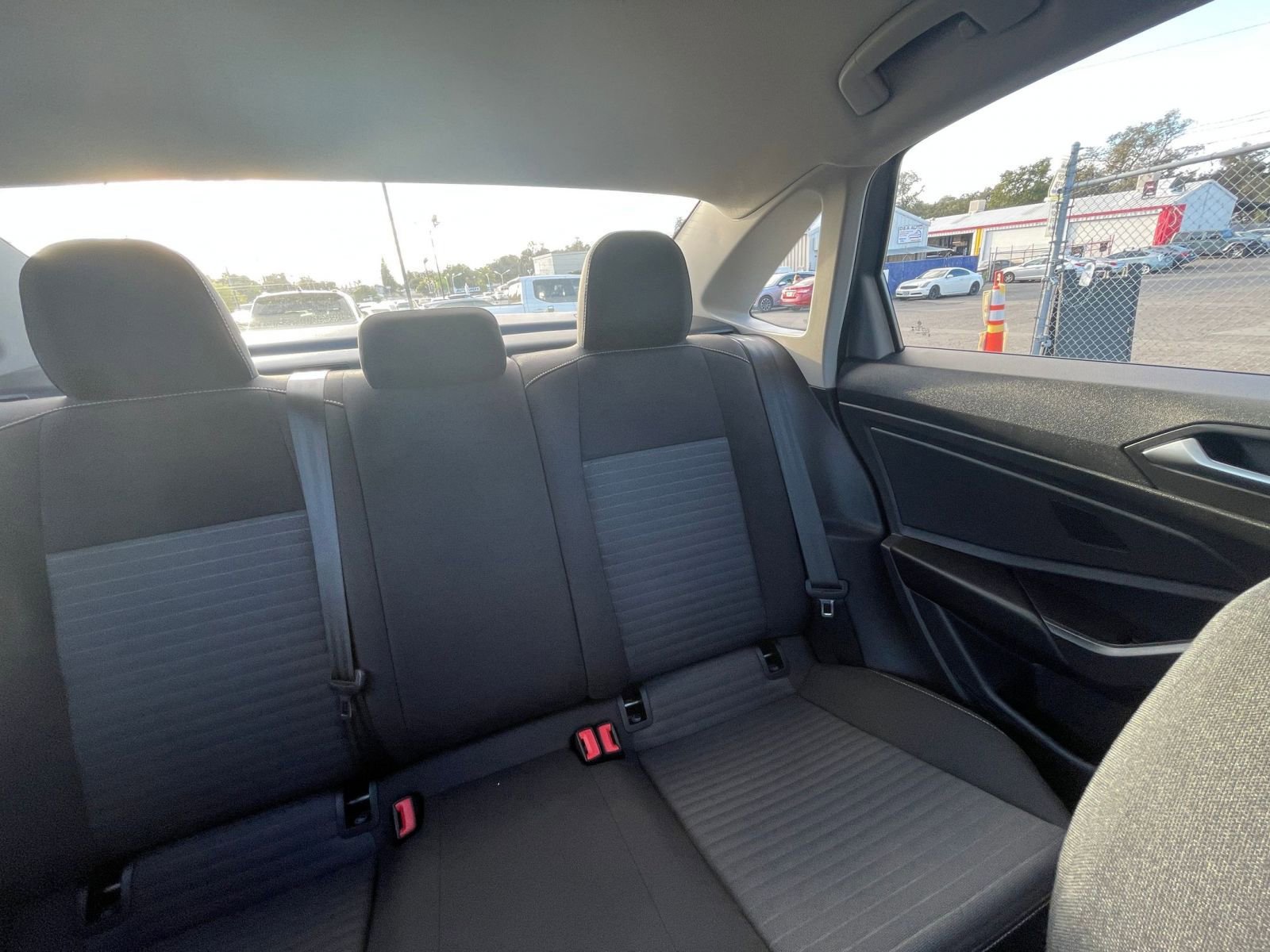 Thumbnail: 2025 Volkswagen Jetta - 35