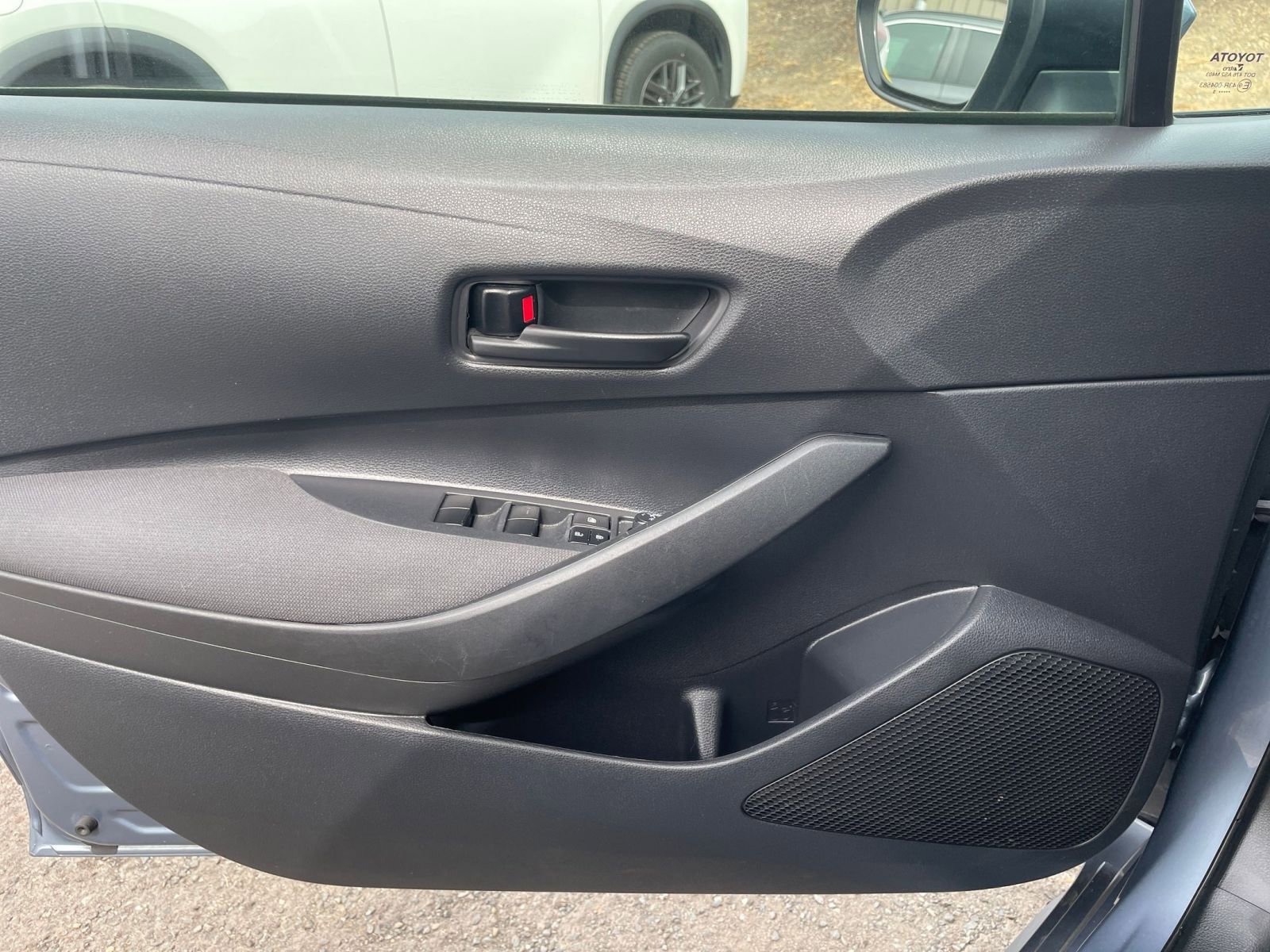 Thumbnail: 2023 Toyota Corolla - 18