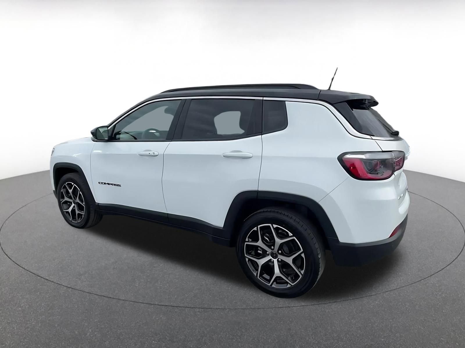 Thumbnail: 2025 Jeep Compass - 10