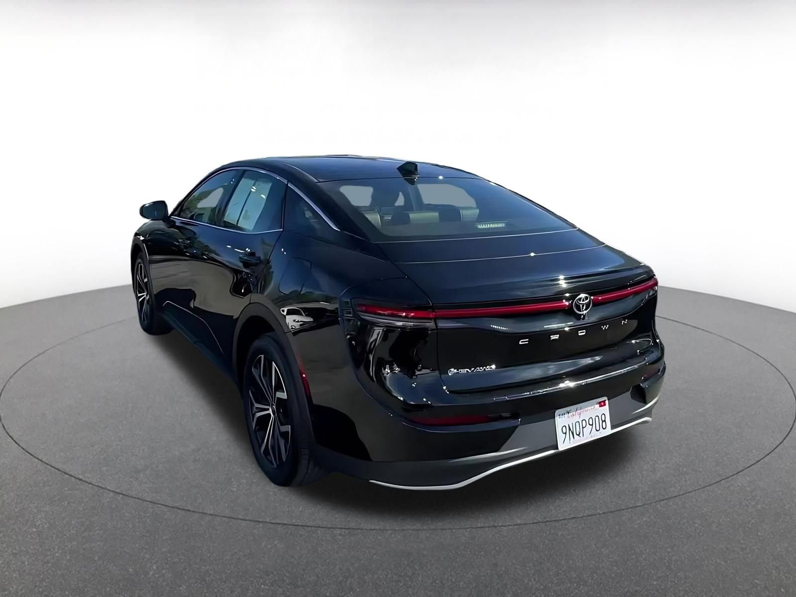 Thumbnail: 2025 Toyota Crown - 11