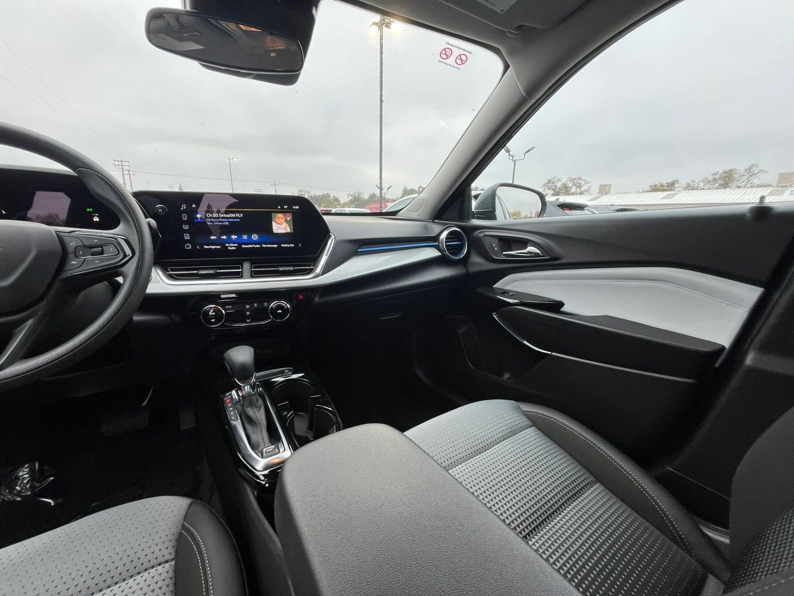 Thumbnail: 2025 Chevrolet Trax - 33