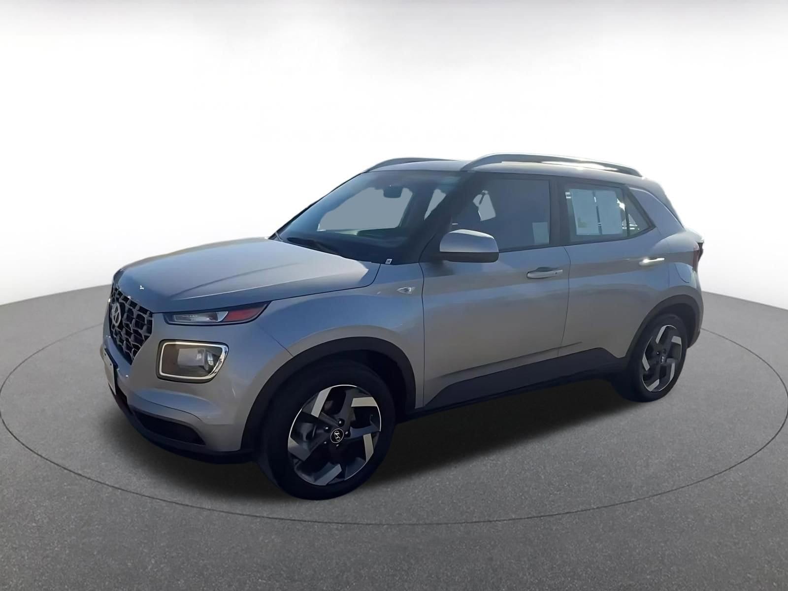 Thumbnail: 2025 Hyundai Venue - 8