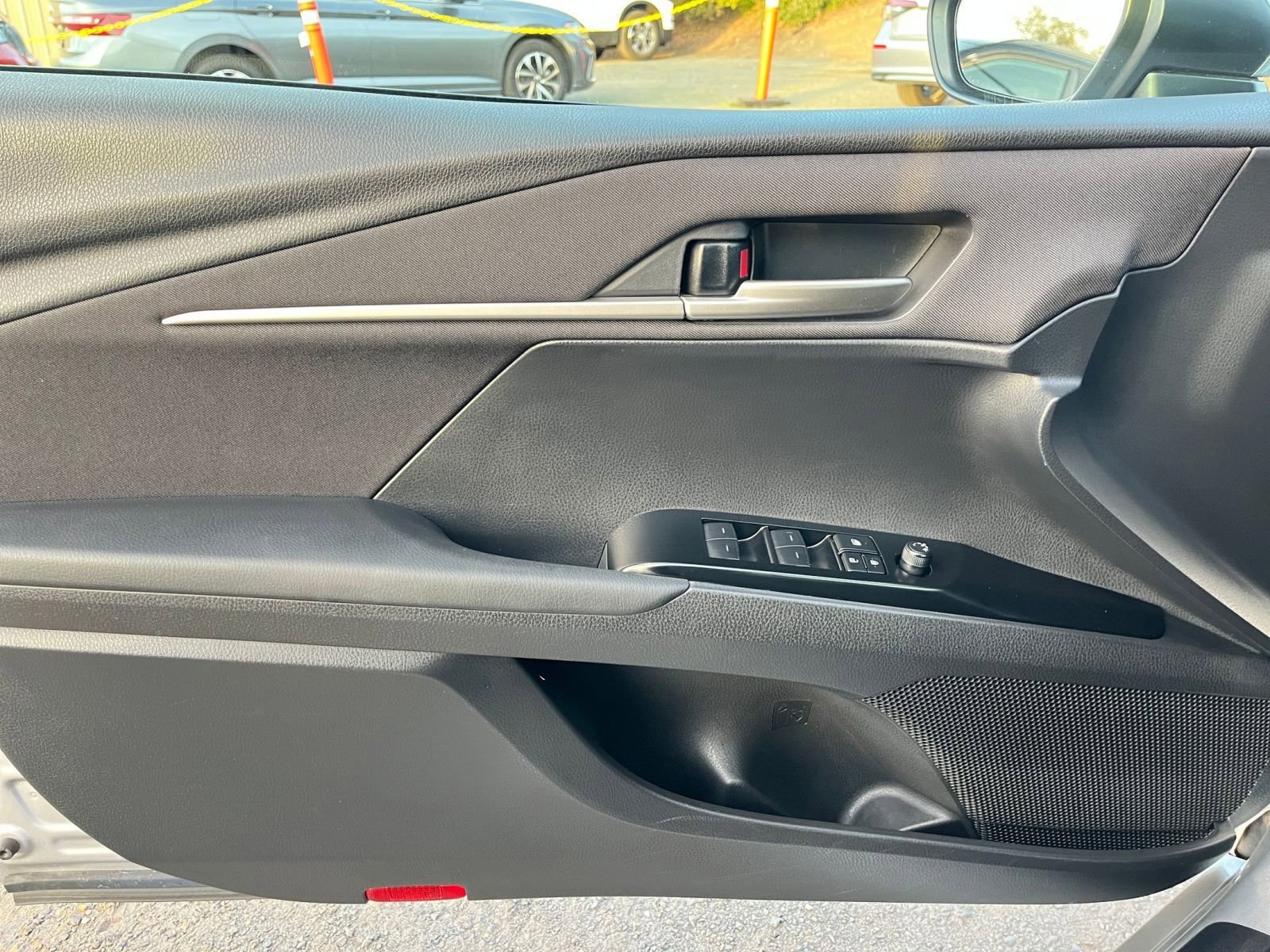 Thumbnail: 2025 Toyota Camry - 20