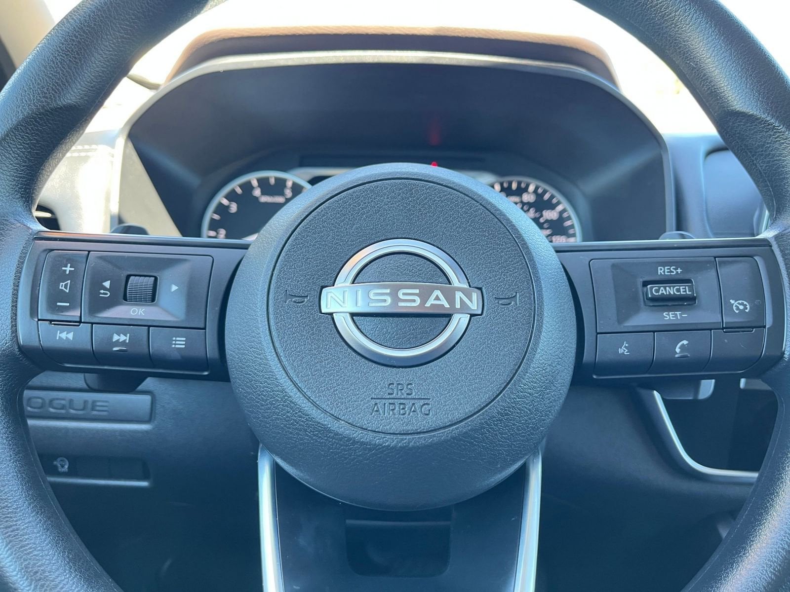 Thumbnail: 2023 Nissan Rogue - 27