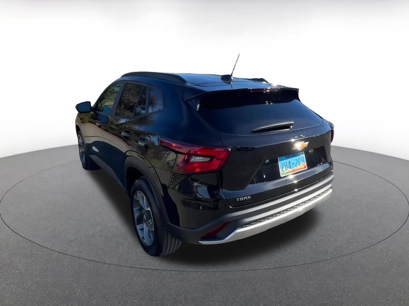 Thumbnail: 2025 Chevrolet Trax - 11