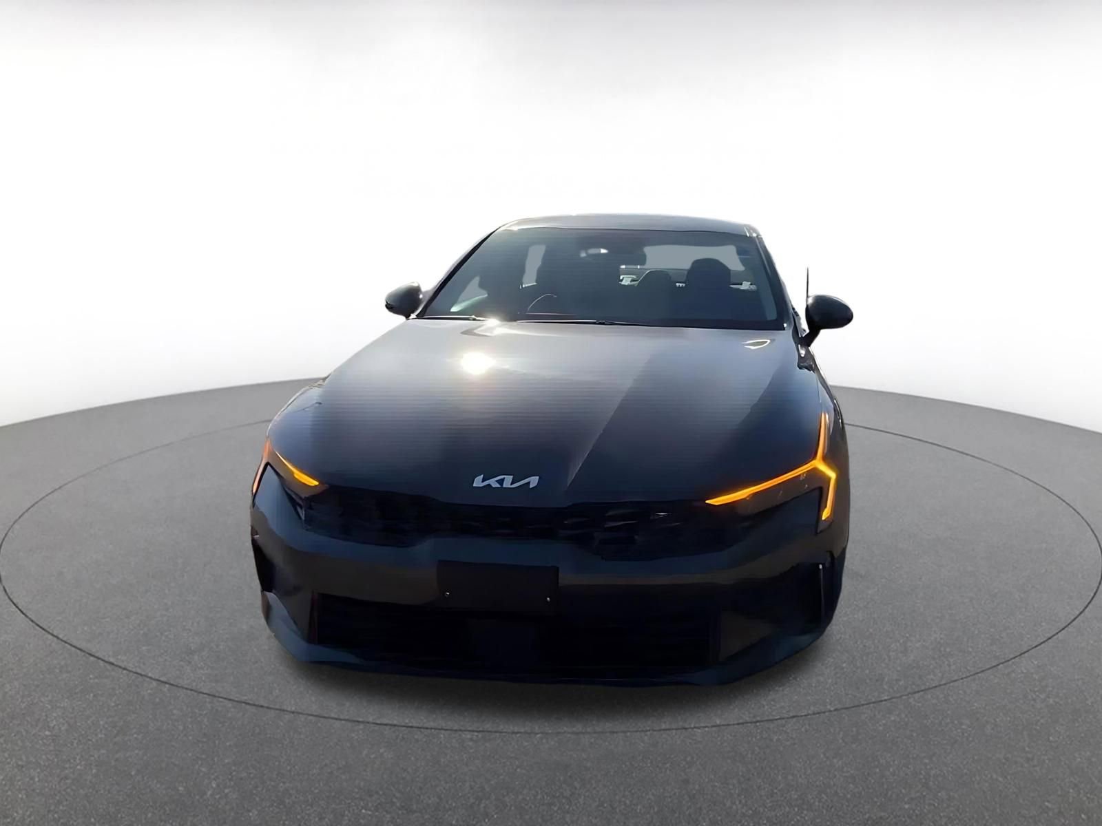Thumbnail: 2025 Kia K5 - 4