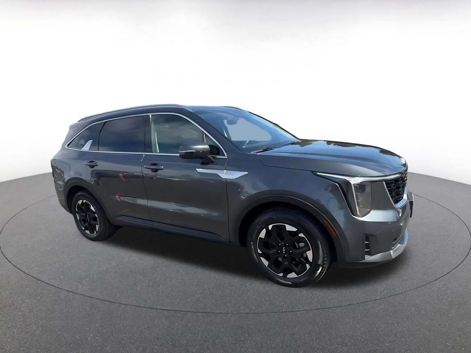 Thumbnail: 2024 Kia Sorento - 2