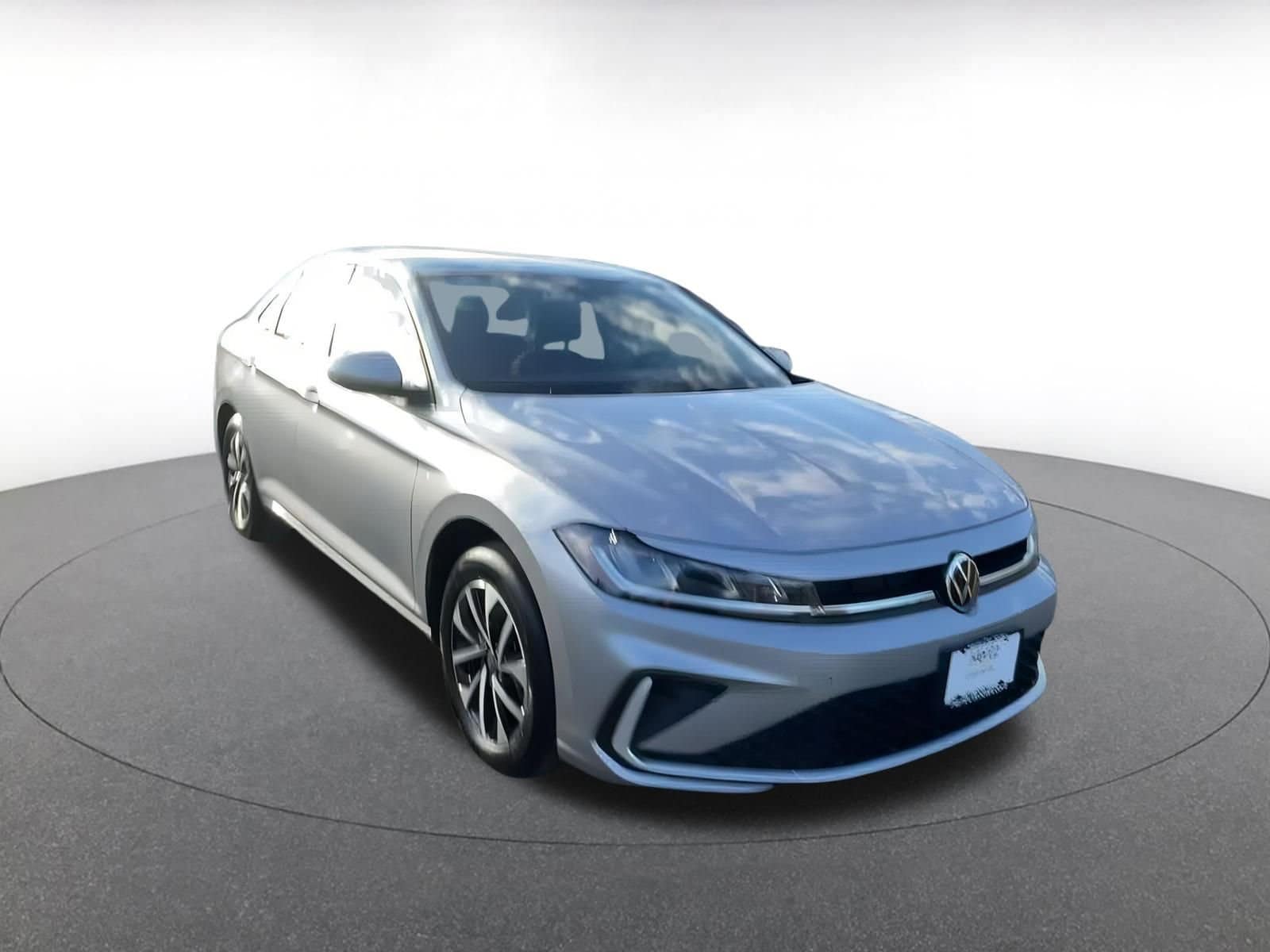 Thumbnail: 2025 Volkswagen Jetta - 3