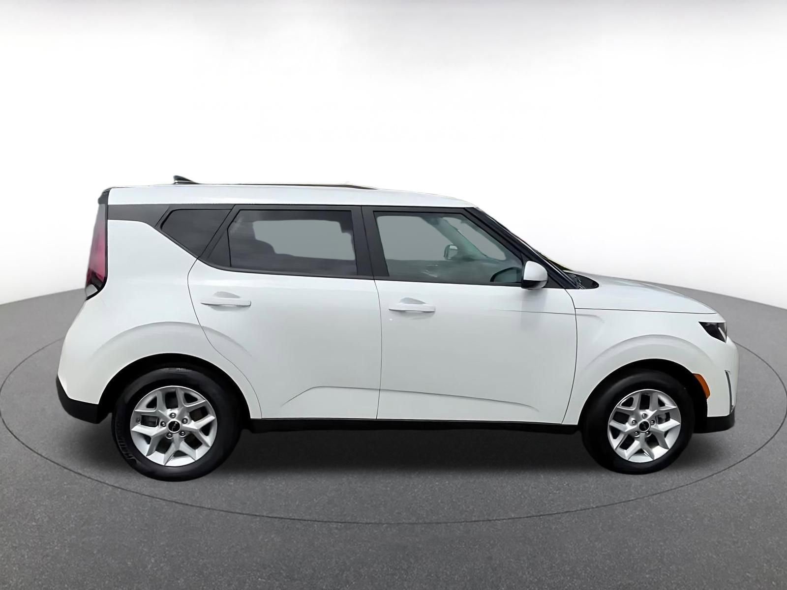 Thumbnail: 2025 Kia Soul - 16