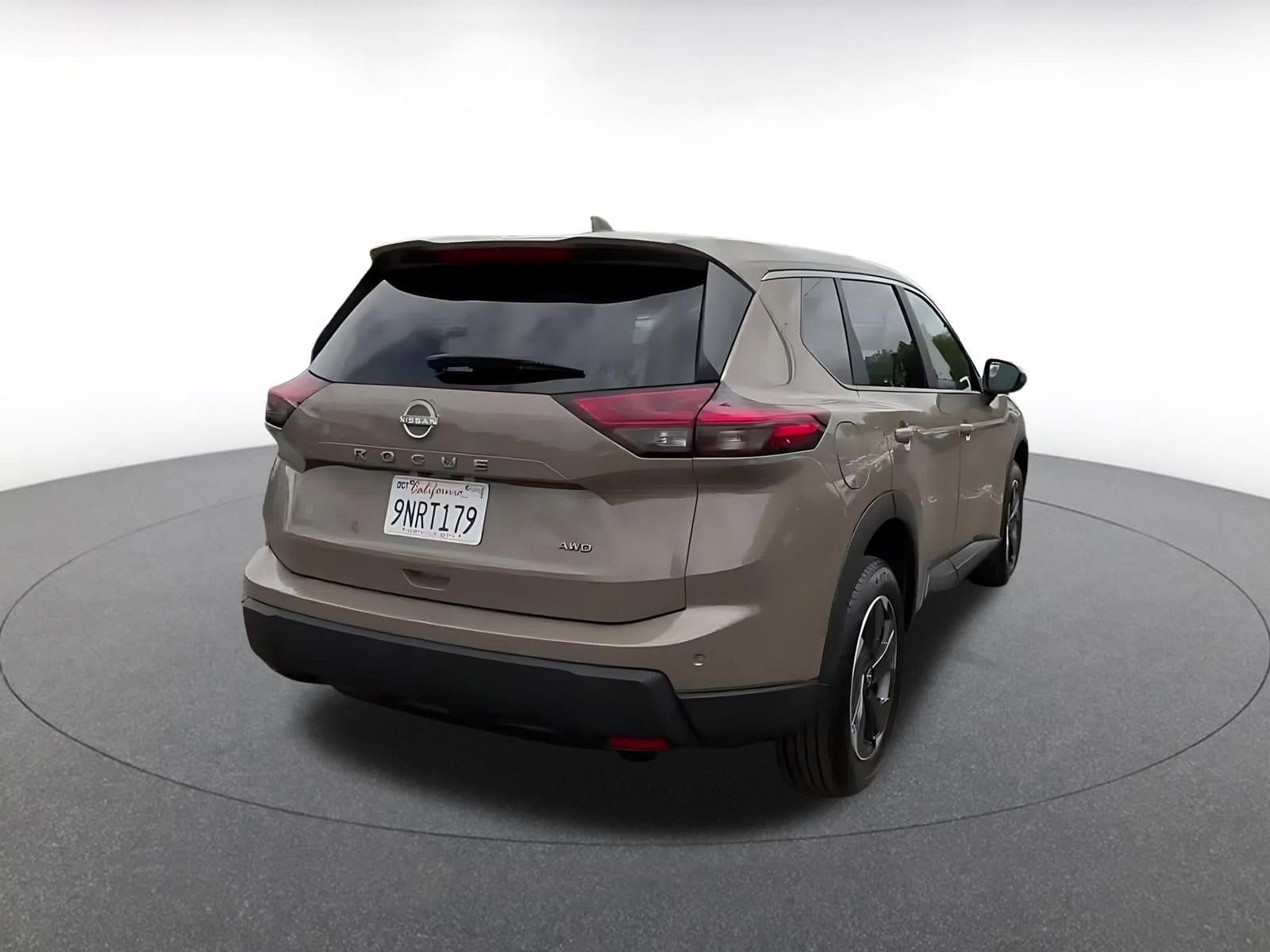 Thumbnail: 2025 Nissan Rogue - 14