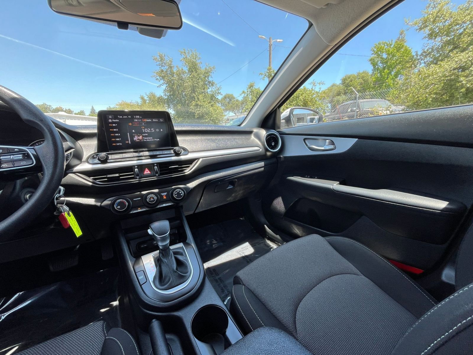 2024 Kia Forte LXS 33