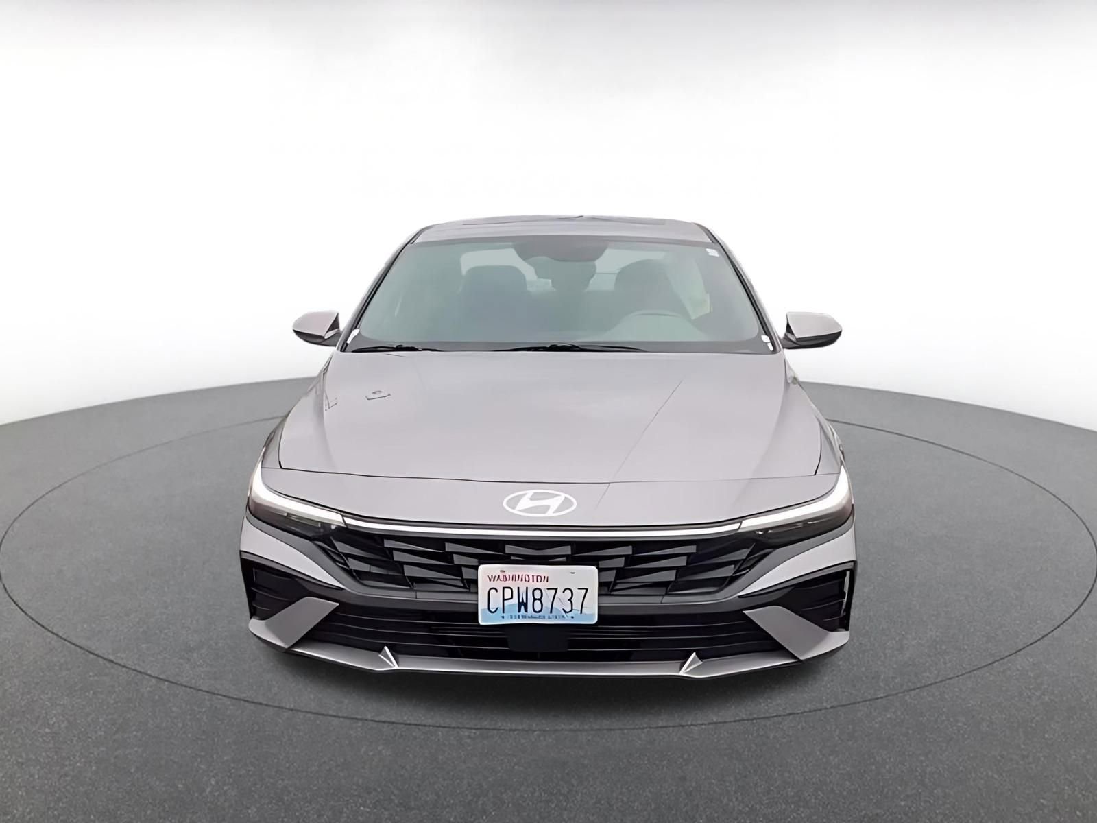 Thumbnail: 2025 Hyundai Elantra - 4