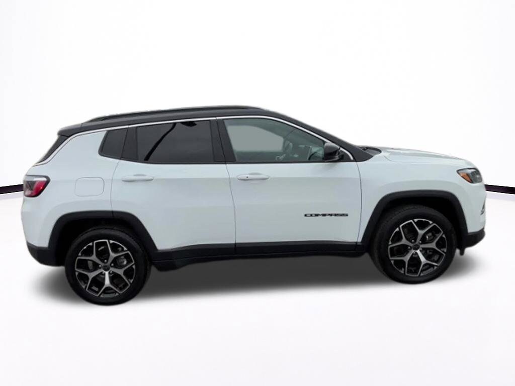 Thumbnail: 2025 Jeep Compass - 16