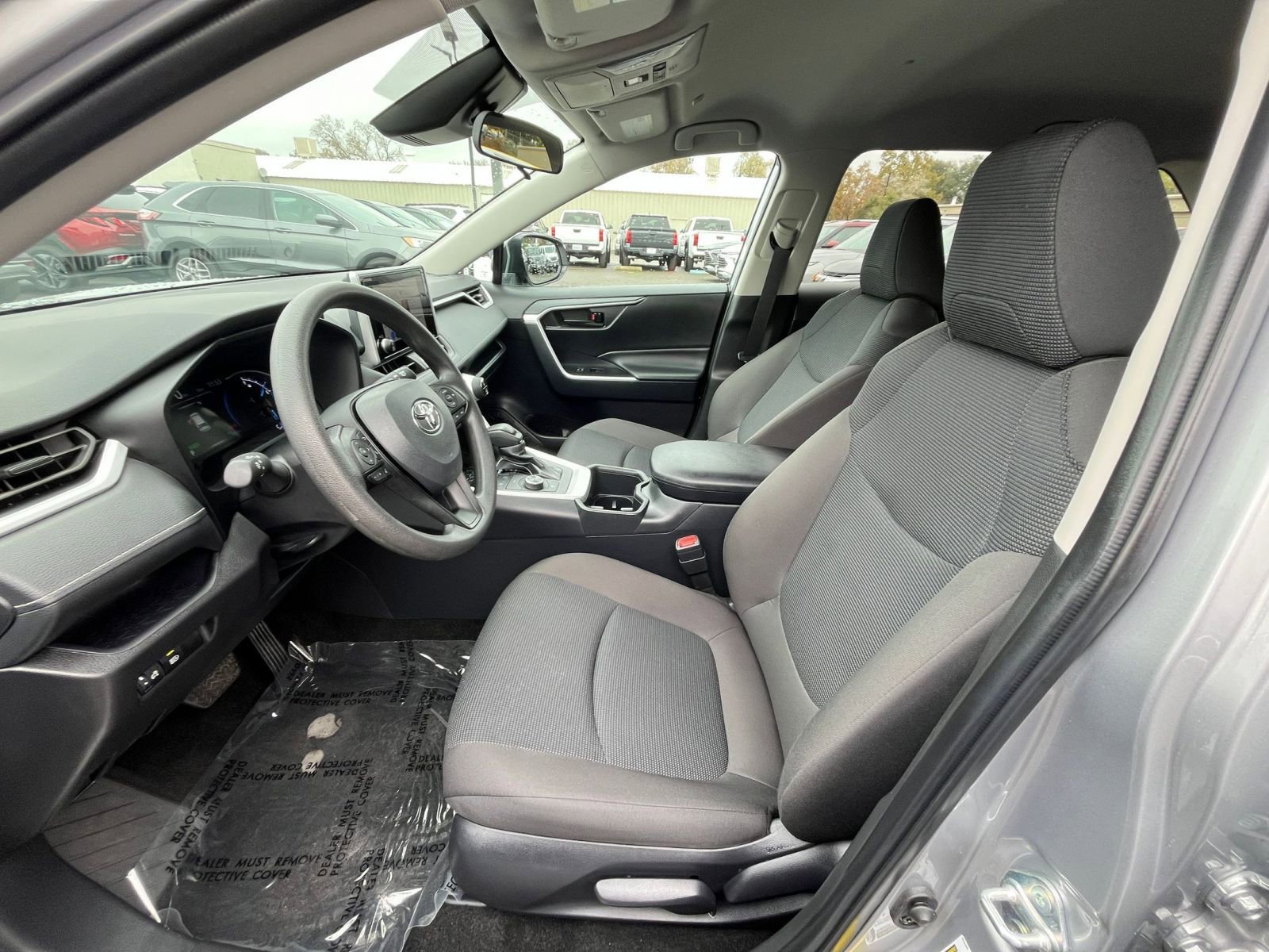 Thumbnail: 2025 Toyota RAV4 - 25