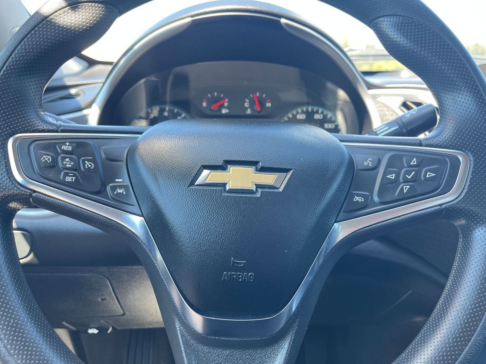 Thumbnail: 2023 Chevrolet Malibu - 28